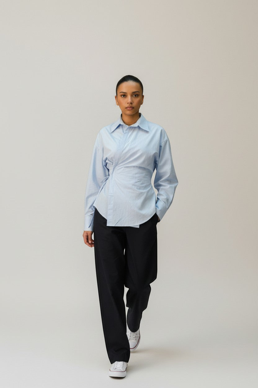 Chemise cintrée bleu ciel