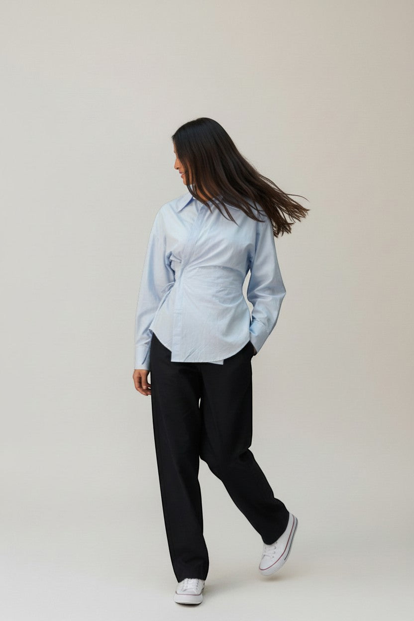 Chemise cintrée bleu ciel